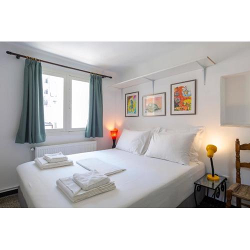 Enticing, Cosy, Rooftop Studio Athens Centre! EP9T