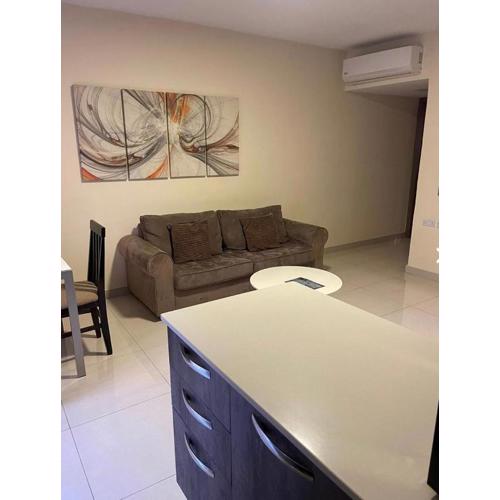 Entire and central Apartment close to the sea