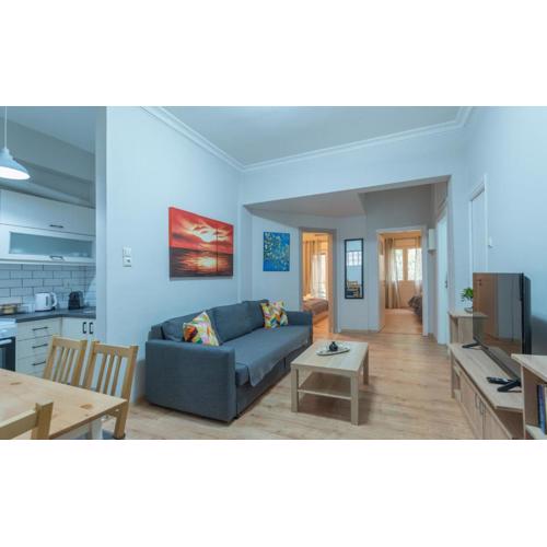 Entire Apt, 2 BDRM, City Center