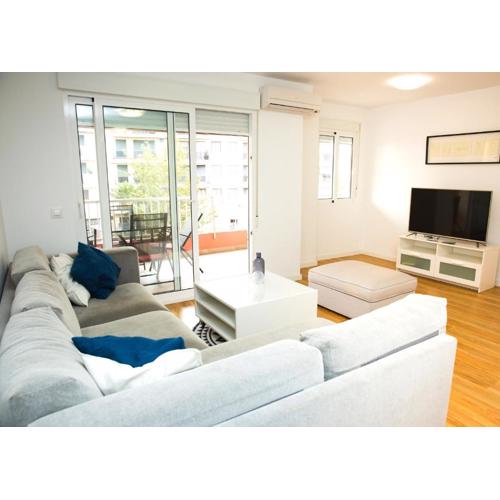 Enviable Location at Port Denia - Walk to Marineta Casiana Beach