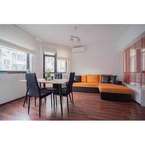 EpiCenter by RV Apartments
