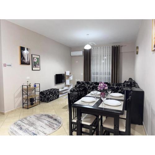 Epistay Cozy Apartment near the Beach