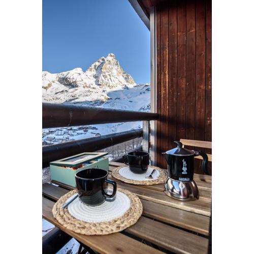 Erikzang - Cervinia Ski in Ski out Apartments