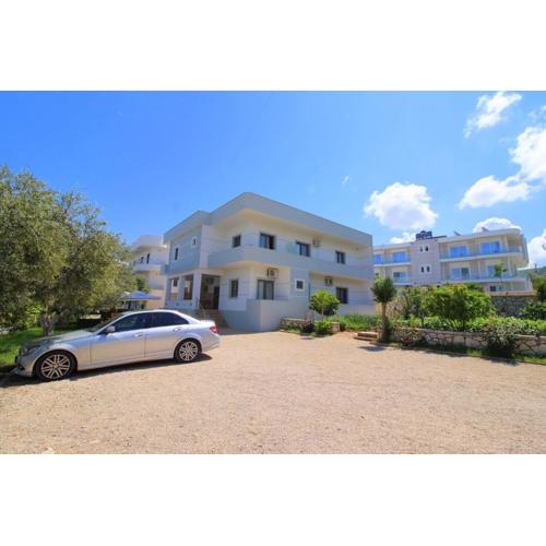 Erjon Apartments