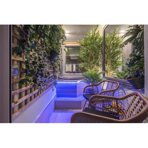 Ermis exclusive apt in Kolonaki