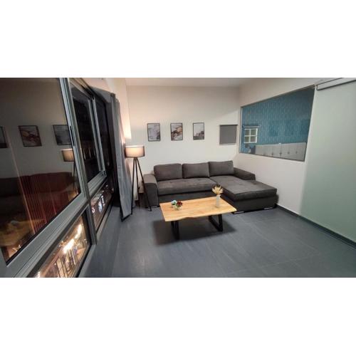 Ermou Downtown Suites by Athens Urban Retreat