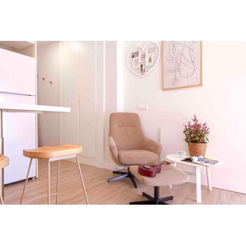 Escape at Marbella, Premium Apartment, 5min on Beach