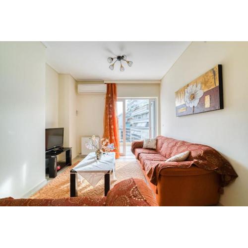 Escape with Style in this Chic 2BR Apartment!