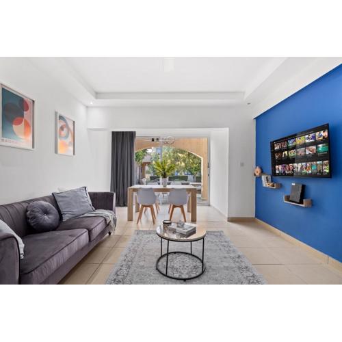 Essence Residence by Nomads