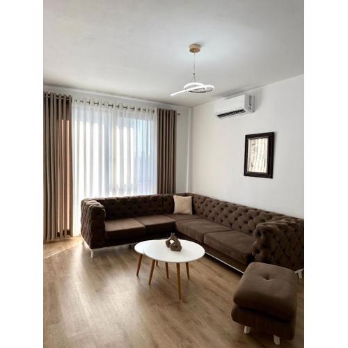 Essy Apartment