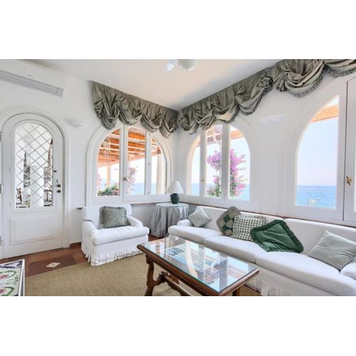 Estate4home - Villa San Montano