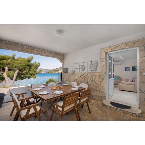 Estella Villa Apartments