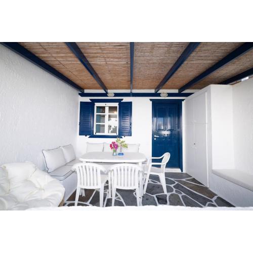 Estia house