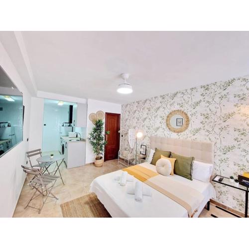 Estudio a 4 min andando de la playa - Benalmadena