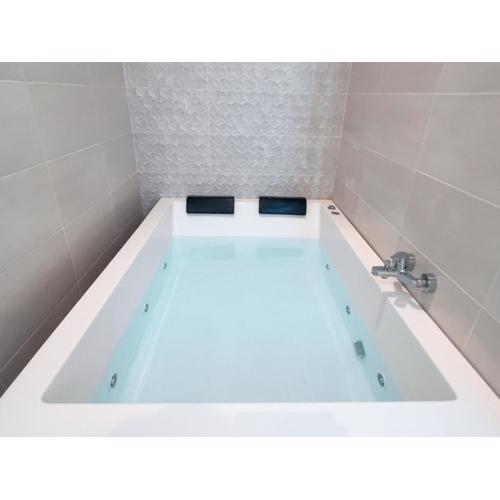 Estudio con Jacuzzi privado en el barrio de Triana