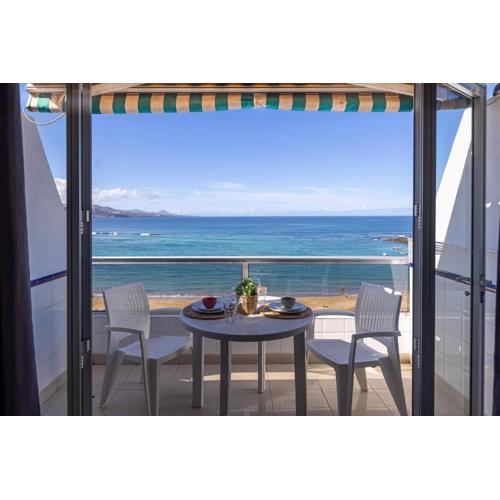 Estudio frente a Las Canteras