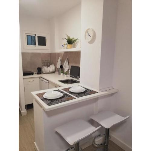 ESTUDIO LUMINOSO EN BENALMÁDENA