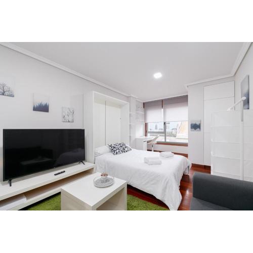 Estudio moderno con parking by CABANA Rentals