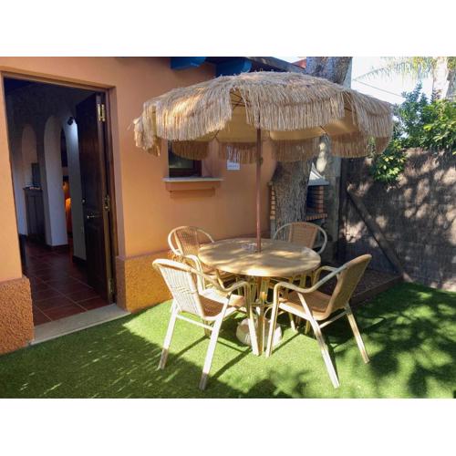 Estudio para pareja con jardincito privado barbaco
