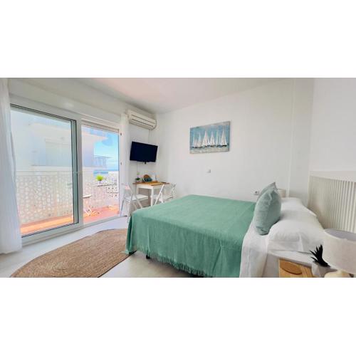 Estudio Velero en el centro de Nerja - South Costa