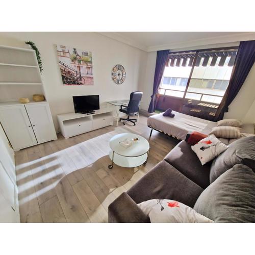 Estupendo estudio en Castellana