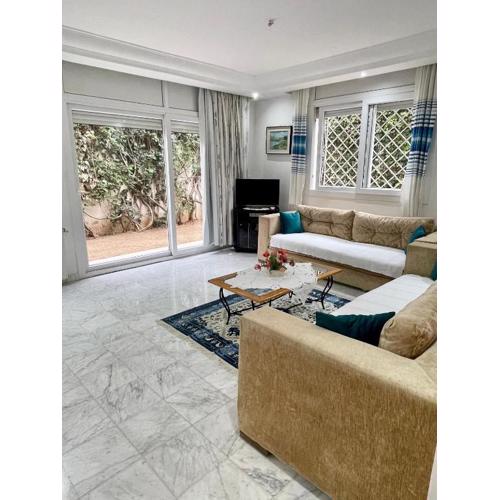 Étage de Villa avec jardin, près de l\