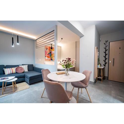 Evaggelismos m station studio for 3 pers by MPS