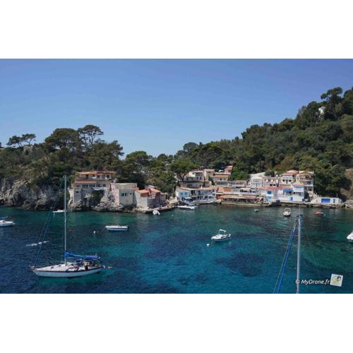 Évasion en Bord de Mer Bas de Villa Climatisé à 2 min de la Plage