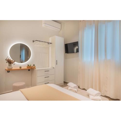 Evdokia Luxurious Living