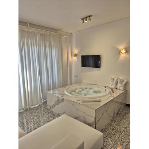 Eveline Portosole Hotel