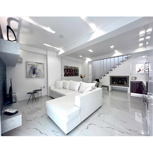 Evilion Maisonette in Athens