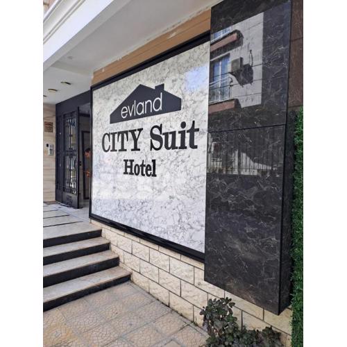 EVLAND CiTY SUiT