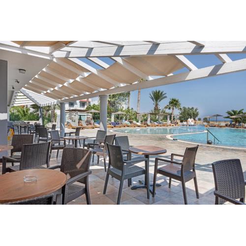 Evripides triple room 1