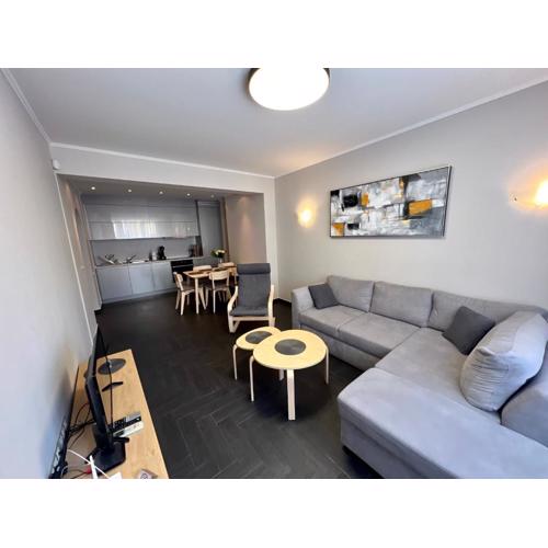 EXCELLENT LOCATION ! General Gurko apartment