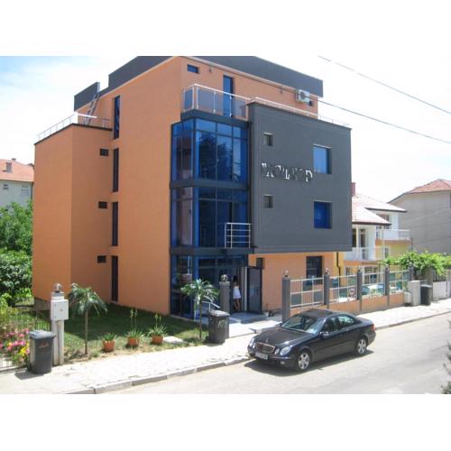 Excelsior Family Hotel
