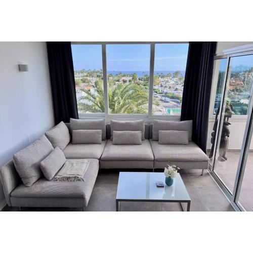 Excelsior I Sea View Apartment
