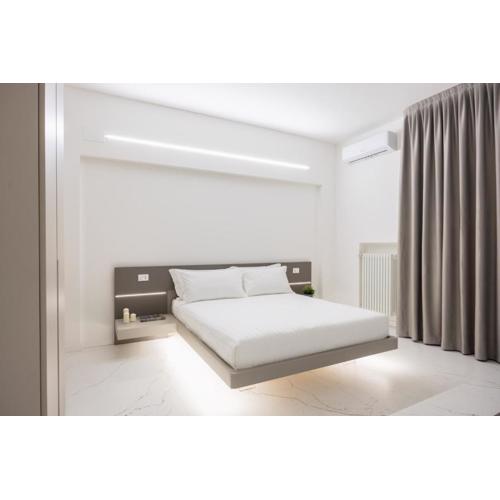Excelsior Station Suite