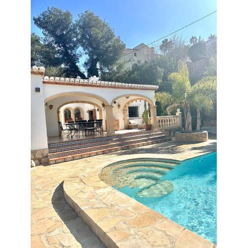 Exceptional Villa in Tosalet Pool for 10 Guests