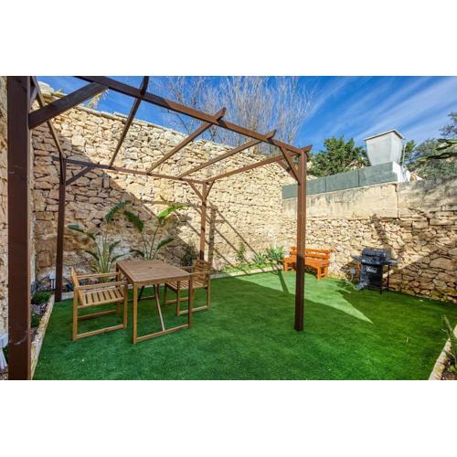 Exclusive 2BR Sliema Townhouse with Garden