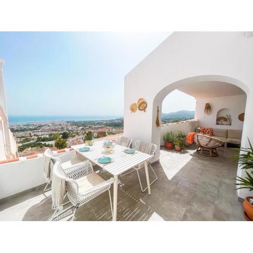 Exclusive apartment with Nerjas biggest pool