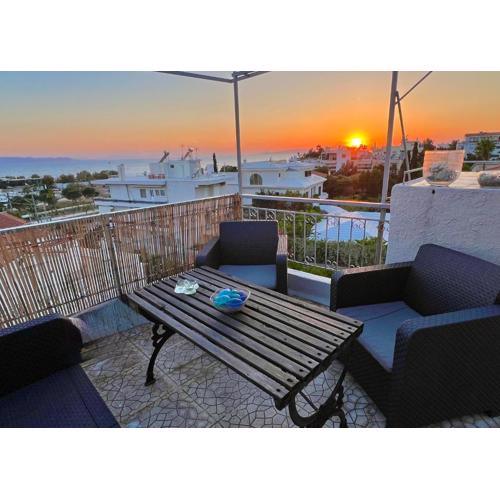 Exclusive Penthouse Apt, at Glyfada Marina & Beach