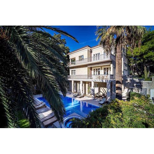 Exclusive Seafront Villa 5 Bedrooms Villa Mestro Outdoor Pool Magical Sea Views Split