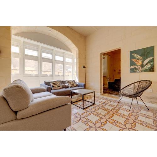 Exclusive Valletta Apartment with Historic Charm