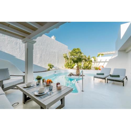Exclusive Villa in Bahiazul with heated pool