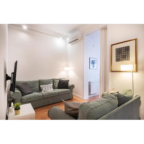 Experience local life in the heart of Gracia