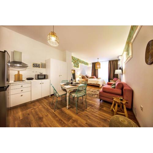 Exquisite apartment in the center of Athens