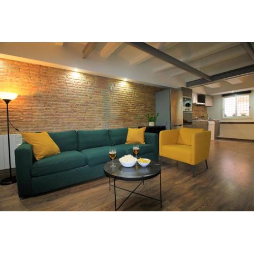 Exquisite Retreat in Poblenou, Design, Beach and Comfort