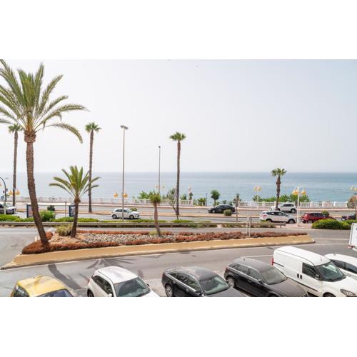 Exquisito apartamento en alquiler con vistas panorámicas al mar en Benalmádena