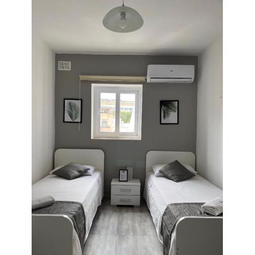 F3 Room 3, Private Room two single beds shared bathroom