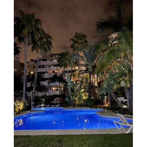 FA- Luxury 2 bedroom apt Fuente Aloha